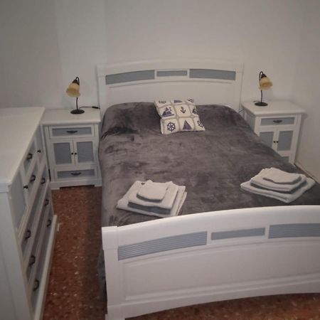 Edificio Gijon Newly Renovated Two-Bedroom Apartment Benidorm Dış mekan fotoğraf